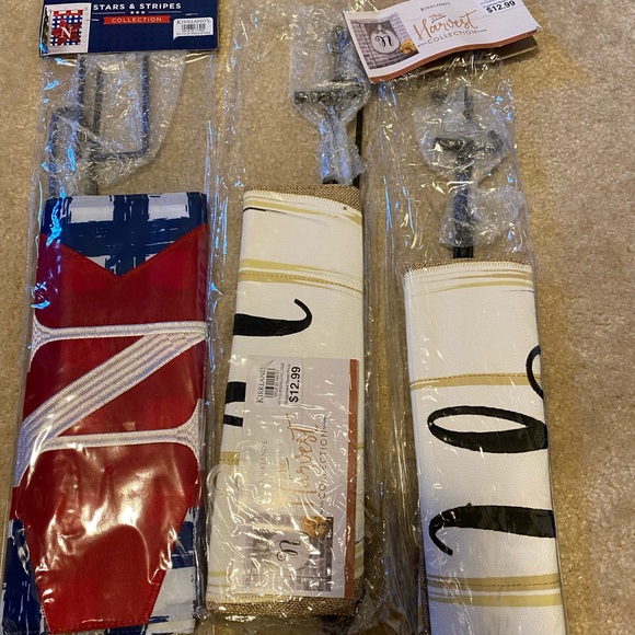 Kirklands Other - Monogram N Flag Set